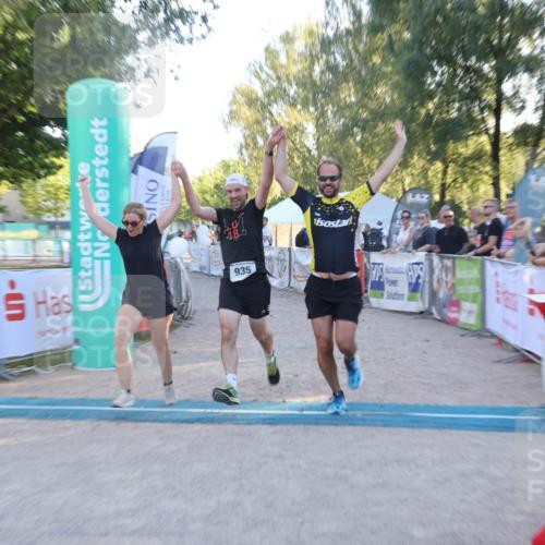 07.09.2025 - 19. Norderstedt Triathlon Luisa Fischer http://msf.ph/oto/8747250 07.09.2025 17:32:26 Ziel 935 meine-sportfotos.de