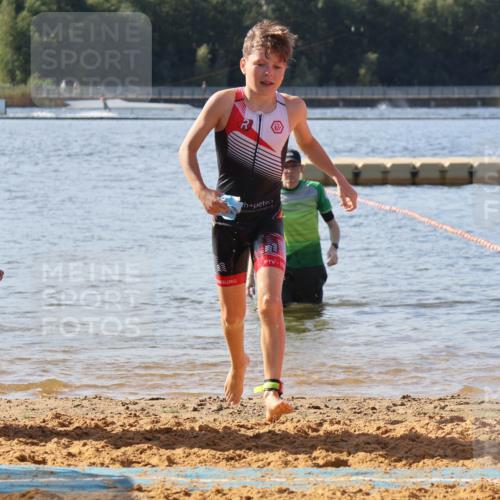 07.09.2025 - 19. Norderstedt Triathlon Luisa Fischer http://msf.ph/oto/8747259 07.09.2025 10:30:28 Schwimmen 69 meine-sportfotos.de