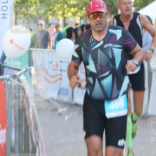 07.09.2025 - 19. Norderstedt Triathlon Luisa Fischer http://msf.ph/oto/8747262 07.09.2025 17:34:14 Ziel 409, 910 meine-sportfotos.de