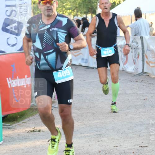07.09.2025 - 19. Norderstedt Triathlon Luisa Fischer http://msf.ph/oto/8747281 07.09.2025 17:34:15 Ziel 409, 910 meine-sportfotos.de