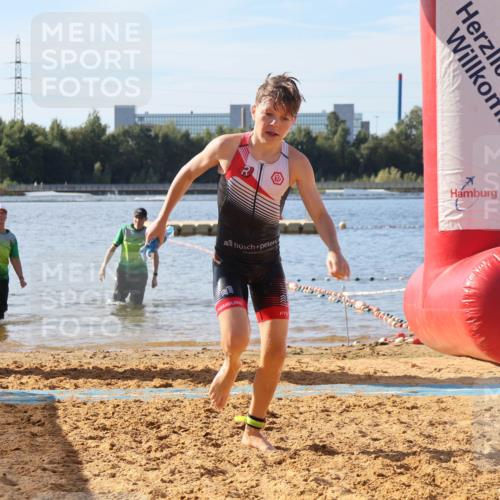 07.09.2025 - 19. Norderstedt Triathlon Luisa Fischer http://msf.ph/oto/8747287 07.09.2025 10:30:30 Schwimmen 69 meine-sportfotos.de