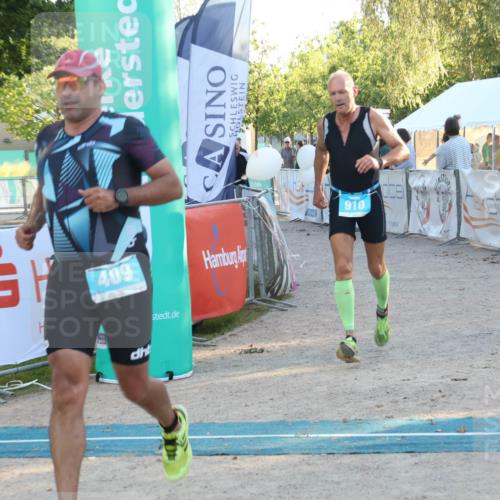 07.09.2025 - 19. Norderstedt Triathlon Luisa Fischer http://msf.ph/oto/8747297 07.09.2025 17:34:16 Ziel 409, 910 meine-sportfotos.de