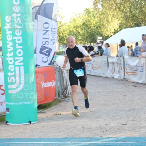 07.09.2025 - 19. Norderstedt Triathlon Luisa Fischer http://msf.ph/oto/8747361 07.09.2025 17:34:21 Ziel 409, 432, 910 meine-sportfotos.de