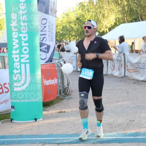 07.09.2025 - 19. Norderstedt Triathlon Luisa Fischer http://msf.ph/oto/8747433 07.09.2025 17:35:02 Ziel 1458 meine-sportfotos.de