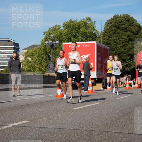07.09.2025 - BARMER Alsterlauf Yannick Fuchs http://msf.ph/oto/8747512 07.09.2025 09:32:35 Laufen 4192, 1, 5993, 3180, 3639 meine-sportfotos.de