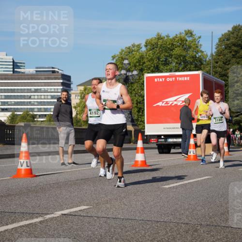 07.09.2025 - BARMER Alsterlauf Yannick Fuchs http://msf.ph/oto/8747528 07.09.2025 09:32:35 Laufen 4192, 1, 5993, 3180, 3639, 140, 5436 meine-sportfotos.de
