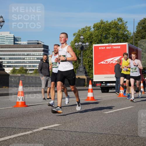 07.09.2025 - BARMER Alsterlauf Yannick Fuchs http://msf.ph/oto/8747535 07.09.2025 09:32:36 Laufen 4192, 1, 5993, 3180, 3639, 2401 meine-sportfotos.de