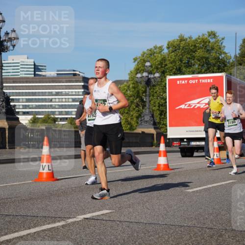 07.09.2025 - BARMER Alsterlauf Yannick Fuchs http://msf.ph/oto/8747545 07.09.2025 09:32:36 Laufen 40, 4192, 432, 5993, 3180, 3639, 1, 2401 meine-sportfotos.de
