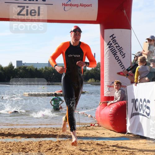 07.09.2025 - 19. Norderstedt Triathlon Luisa Fischer http://msf.ph/oto/8747579 07.09.2025 10:49:33 Schwimmen 1188 meine-sportfotos.de