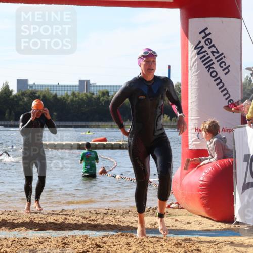 07.09.2025 - 19. Norderstedt Triathlon Luisa Fischer http://msf.ph/oto/8747624 07.09.2025 10:49:40 Schwimmen 225, 231, 1188 meine-sportfotos.de