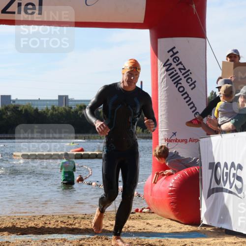 07.09.2025 - 19. Norderstedt Triathlon Luisa Fischer http://msf.ph/oto/8747632 07.09.2025 10:49:43 Schwimmen 225, 231, 1188 meine-sportfotos.de