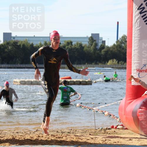 07.09.2025 - 19. Norderstedt Triathlon Luisa Fischer http://msf.ph/oto/8747652 07.09.2025 10:49:54 Schwimmen 225, 1158, 1176 meine-sportfotos.de