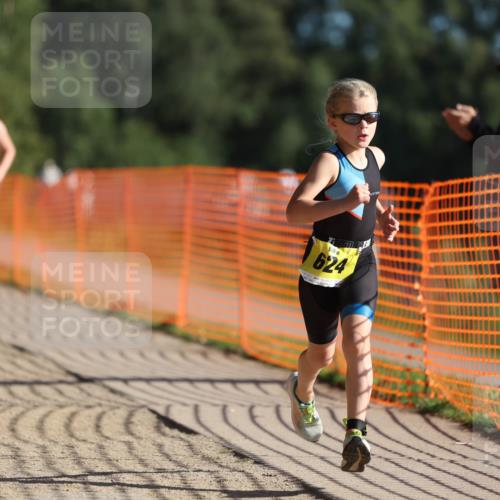 07.09.2025 - 19. Norderstedt Triathlon Michael Strokosch http://msf.ph/oto/8747661 07.09.2025 09:45:52 Laufen 554, 574, 619, 624, 634 meine-sportfotos.de