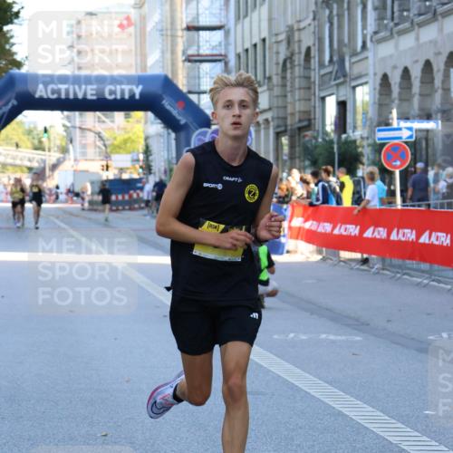 07.09.2025 - BARMER Alsterlauf Strokosch-Dieckow http://msf.ph/oto/8747695 07.09.2025 11:13:15 Ziel  meine-sportfotos.de