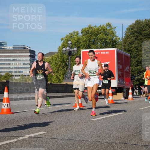 07.09.2025 - BARMER Alsterlauf Yannick Fuchs http://msf.ph/oto/8747733 07.09.2025 09:32:41 Laufen 3733, 2964, 5436, 5582, 3753 meine-sportfotos.de
