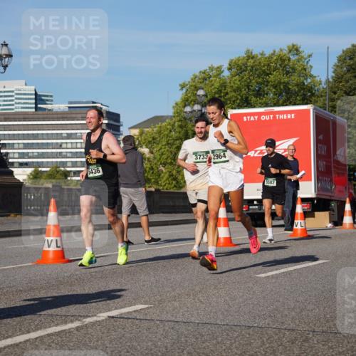 07.09.2025 - BARMER Alsterlauf Yannick Fuchs http://msf.ph/oto/8747748 07.09.2025 09:32:41 Laufen 5436, 3733, 2964, 5582, 3753 meine-sportfotos.de