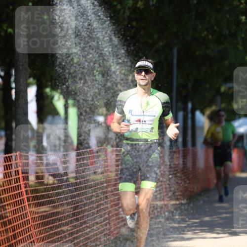 07.09.2025 - 19. Norderstedt Triathlon Michael Strokosch http://msf.ph/oto/8747811 07.09.2025 14:51:41 Laufen 1028, 1469 meine-sportfotos.de