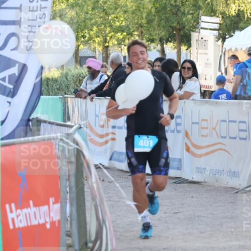 07.09.2025 - 19. Norderstedt Triathlon Luisa Fischer http://msf.ph/oto/8747812 07.09.2025 17:36:49 Ziel 401 meine-sportfotos.de