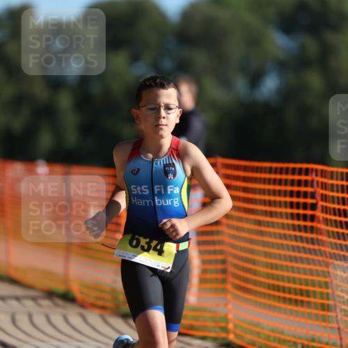07.09.2025 - 19. Norderstedt Triathlon Michael Strokosch http://msf.ph/oto/8747823 07.09.2025 09:45:59 Laufen 554, 619, 634 meine-sportfotos.de