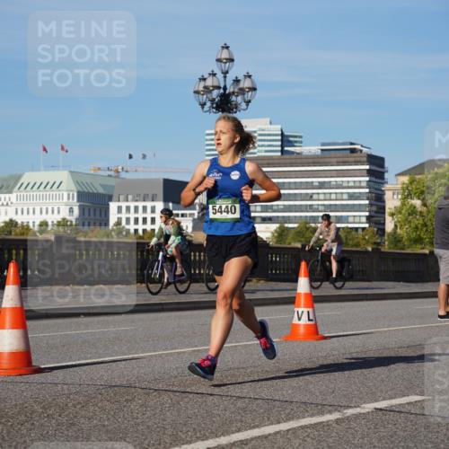 07.09.2025 - BARMER Alsterlauf Yannick Fuchs http://msf.ph/oto/8747899 07.09.2025 09:32:47 Laufen 5440 meine-sportfotos.de