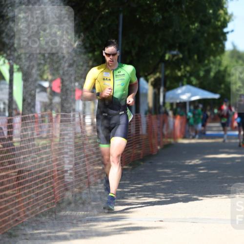 07.09.2025 - 19. Norderstedt Triathlon Michael Strokosch http://msf.ph/oto/8747900 07.09.2025 14:51:45 Laufen 1028, 1469 meine-sportfotos.de