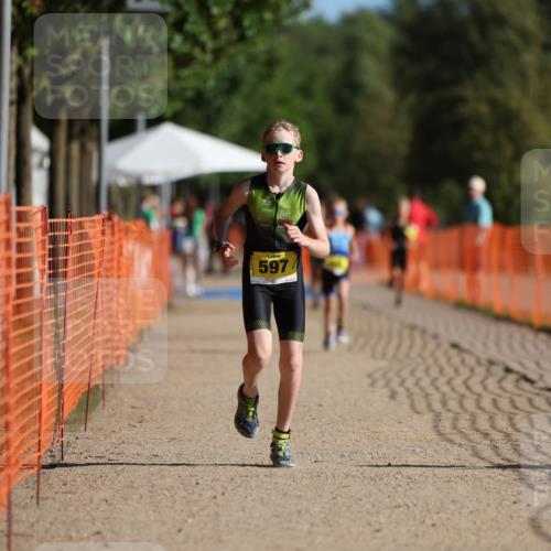 07.09.2025 - 19. Norderstedt Triathlon Michael Strokosch http://msf.ph/oto/8747910 07.09.2025 09:46:11 Laufen 555, 597 meine-sportfotos.de
