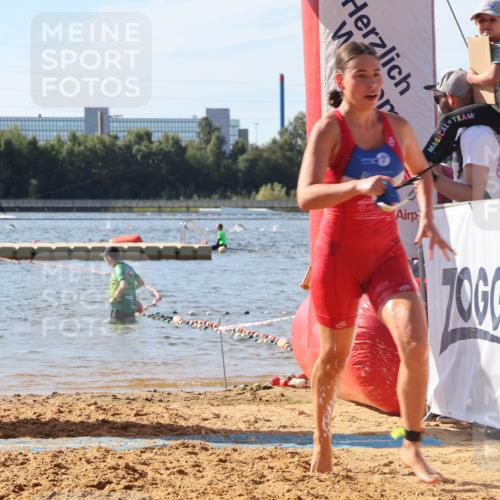 07.09.2025 - 19. Norderstedt Triathlon Luisa Fischer http://msf.ph/oto/8747927 07.09.2025 10:50:24 Schwimmen 1157, 1160, 1167, 1189, 1335 meine-sportfotos.de