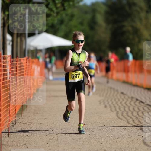 07.09.2025 - 19. Norderstedt Triathlon Michael Strokosch http://msf.ph/oto/8747930 07.09.2025 09:46:11 Laufen 555, 597 meine-sportfotos.de
