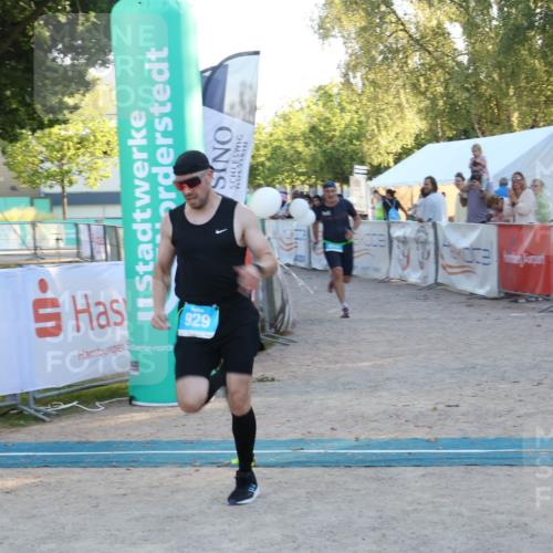 07.09.2025 - 19. Norderstedt Triathlon Luisa Fischer http://msf.ph/oto/8747957 07.09.2025 17:37:08 Ziel 864, 929 meine-sportfotos.de