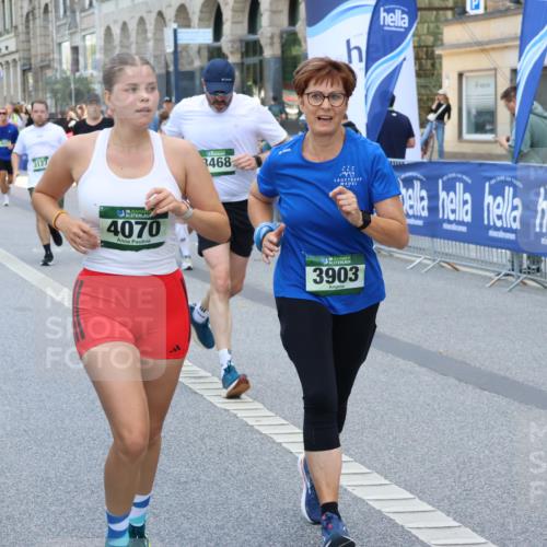 07.09.2025 - BARMER Alsterlauf Strokosch-Dieckow http://msf.ph/oto/8747963 07.09.2025 10:16:31 Ziel 2461, 3403, 4113, 4115, 4402, 4693, 4765, 4995, 5163, 5832, 5888, 8131, 8138 meine-sportfotos.de