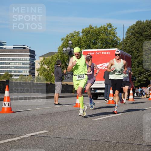 07.09.2025 - BARMER Alsterlauf Yannick Fuchs http://msf.ph/oto/8747973 07.09.2025 09:32:51 Laufen 2658, 1, 5863, 5057 meine-sportfotos.de
