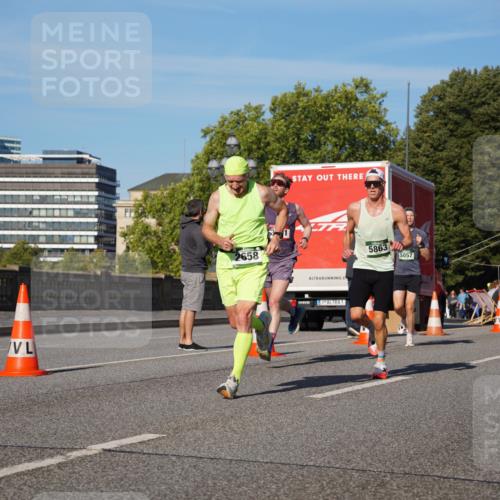 07.09.2025 - BARMER Alsterlauf Yannick Fuchs http://msf.ph/oto/8747979 07.09.2025 09:32:51 Laufen 2658, 1, 5863, 5057 meine-sportfotos.de