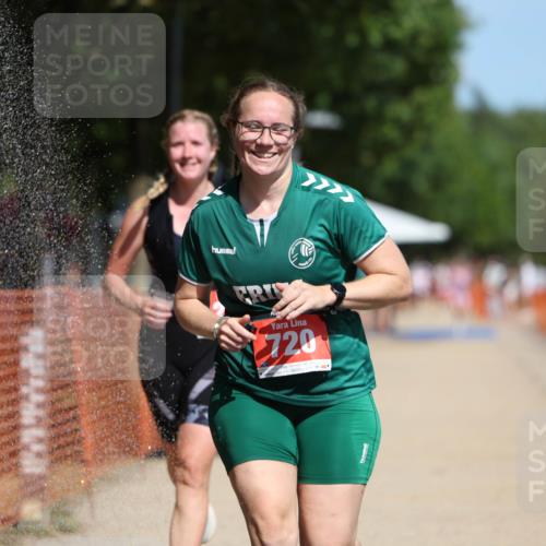 07.09.2025 - 19. Norderstedt Triathlon Michael Strokosch http://msf.ph/oto/8747989 07.09.2025 12:38:34 Laufen 720, 1224 meine-sportfotos.de