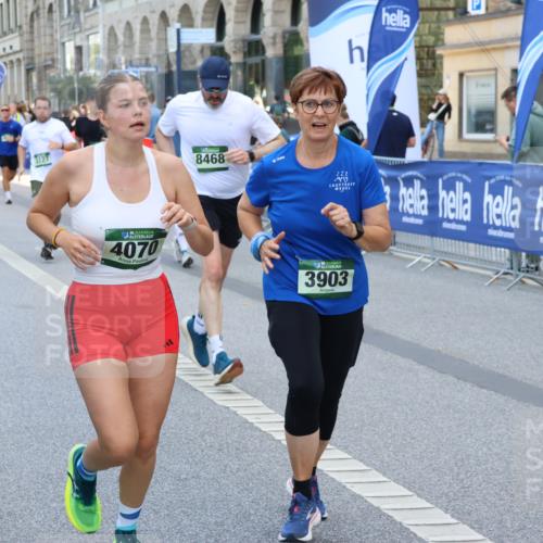 07.09.2025 - BARMER Alsterlauf Strokosch-Dieckow http://msf.ph/oto/8747992 07.09.2025 10:16:31 Ziel 2461, 3403, 4113, 4115, 4402, 4693, 4765, 4995, 5163, 5832, 5888, 8131, 8138 meine-sportfotos.de