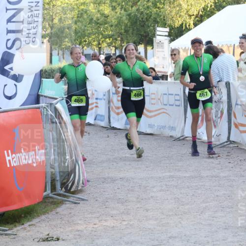 07.09.2025 - 19. Norderstedt Triathlon Luisa Fischer http://msf.ph/oto/8748011 07.09.2025 17:38:26 Ziel  meine-sportfotos.de
