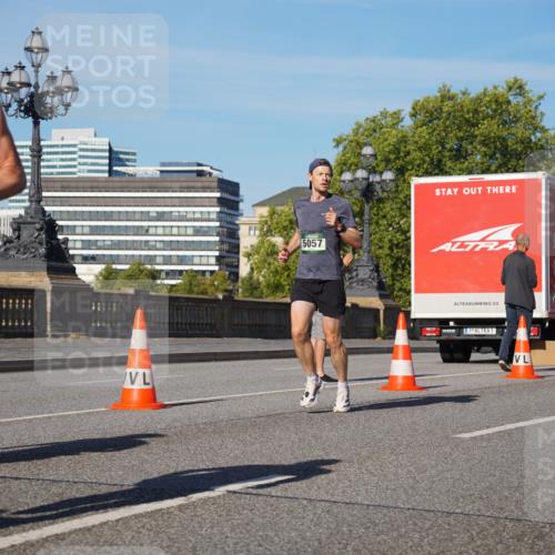 07.09.2025 - BARMER Alsterlauf Yannick Fuchs http://msf.ph/oto/8748046 07.09.2025 09:32:53 Laufen 5863, 5057, 1, 4639, 2309 meine-sportfotos.de