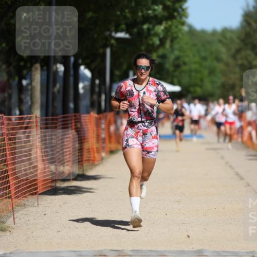 07.09.2025 - 19. Norderstedt Triathlon Michael Strokosch http://msf.ph/oto/8748055 07.09.2025 12:38:51 Laufen 195 meine-sportfotos.de