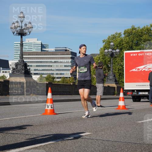 07.09.2025 - BARMER Alsterlauf Yannick Fuchs http://msf.ph/oto/8748057 07.09.2025 09:32:53 Laufen 5057, 1, 4639 meine-sportfotos.de