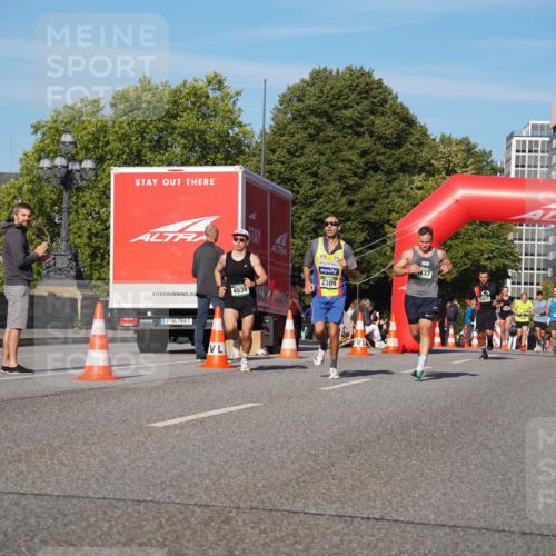 07.09.2025 - BARMER Alsterlauf Yannick Fuchs http://msf.ph/oto/8748072 07.09.2025 09:32:54 Laufen 4639, 1, 2309, 437 meine-sportfotos.de