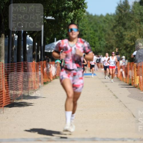 07.09.2025 - 19. Norderstedt Triathlon Michael Strokosch http://msf.ph/oto/8748079 07.09.2025 12:38:51 Laufen 195 meine-sportfotos.de