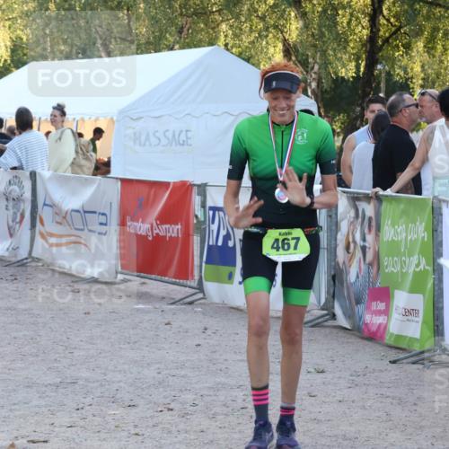 07.09.2025 - 19. Norderstedt Triathlon Luisa Fischer http://msf.ph/oto/8748116 07.09.2025 17:38:34 Ziel 466, 924 meine-sportfotos.de