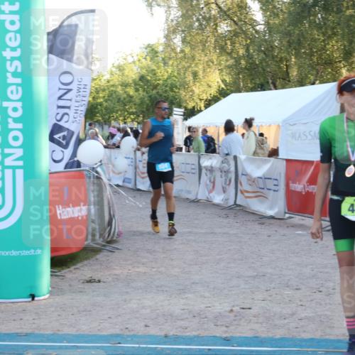 07.09.2025 - 19. Norderstedt Triathlon Luisa Fischer http://msf.ph/oto/8748137 07.09.2025 17:38:35 Ziel 466, 924 meine-sportfotos.de