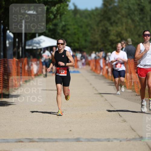 07.09.2025 - 19. Norderstedt Triathlon Michael Strokosch http://msf.ph/oto/8748147 07.09.2025 12:38:59 Laufen 165, 273, 724, 792 meine-sportfotos.de