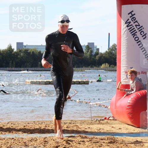 07.09.2025 - 19. Norderstedt Triathlon Luisa Fischer http://msf.ph/oto/8748149 07.09.2025 10:51:06 Schwimmen 749, 1172, 1202 meine-sportfotos.de