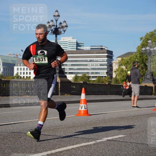 07.09.2025 - BARMER Alsterlauf Yannick Fuchs http://msf.ph/oto/8748150 07.09.2025 09:33:00 Laufen 5931 meine-sportfotos.de