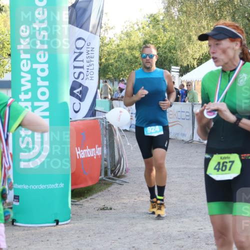 07.09.2025 - 19. Norderstedt Triathlon Luisa Fischer http://msf.ph/oto/8748165 07.09.2025 17:38:37 Ziel 466, 924 meine-sportfotos.de