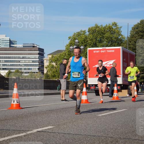 07.09.2025 - BARMER Alsterlauf Yannick Fuchs http://msf.ph/oto/8748179 07.09.2025 09:33:02 Laufen 4916, 59, 3669, 464, 4742 meine-sportfotos.de