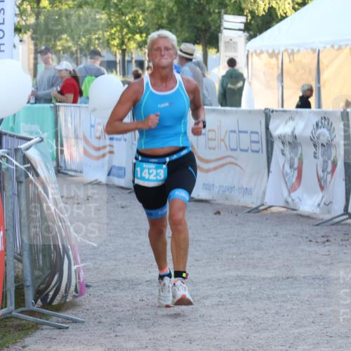07.09.2025 - 19. Norderstedt Triathlon Luisa Fischer http://msf.ph/oto/8748202 07.09.2025 17:42:38 Ziel 1423 meine-sportfotos.de