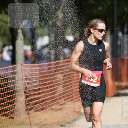 07.09.2025 - 19. Norderstedt Triathlon Michael Strokosch http://msf.ph/oto/8748214 07.09.2025 12:39:02 Laufen 165, 273, 724, 792 meine-sportfotos.de