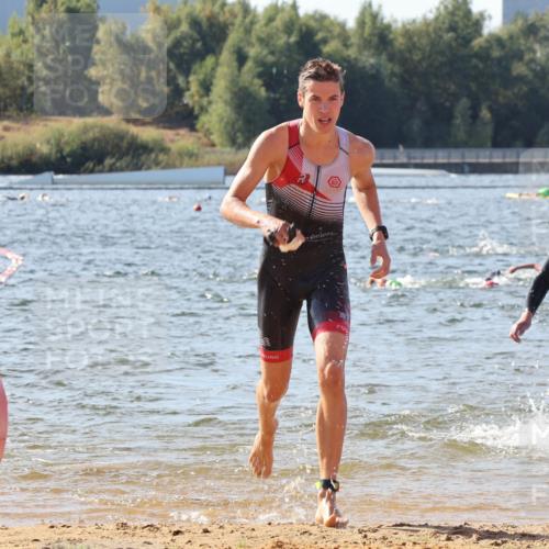 07.09.2025 - 19. Norderstedt Triathlon Luisa Fischer http://msf.ph/oto/8748215 07.09.2025 10:51:23 Schwimmen 821, 1166, 1174, 1208, 1341 meine-sportfotos.de